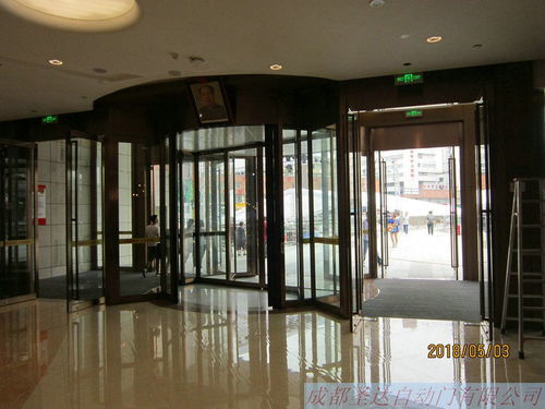 瀘州旋轉門,兩翼豪華旋轉門,瀘州步步高旋轉門,圣達自動門